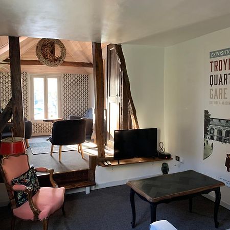 Duplex La Maisonnette 2 Chambres - Parking Gratuit Troyes Exterior photo