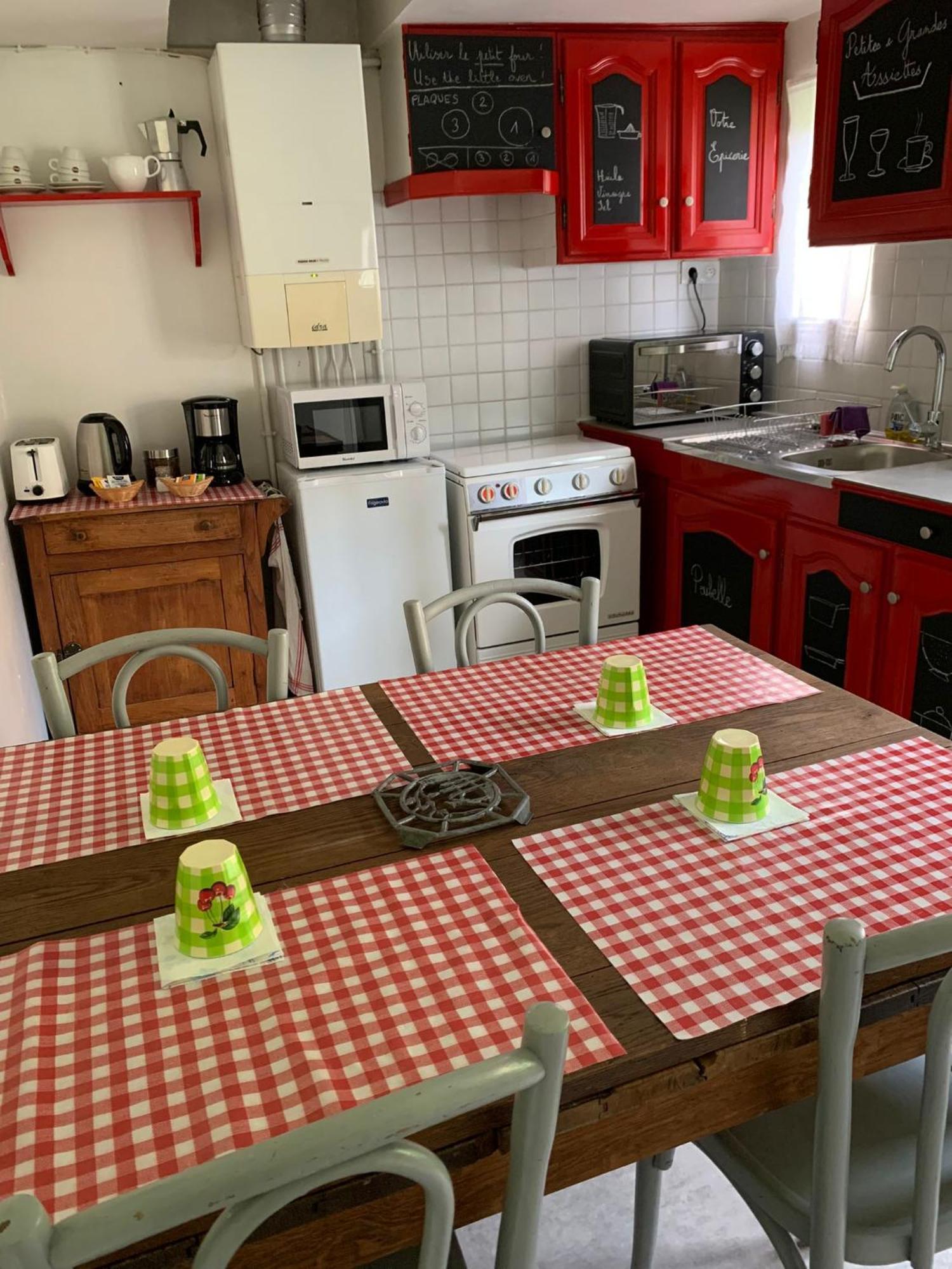 Duplex La Maisonnette 2 Chambres - Parking Gratuit Troyes Exterior photo